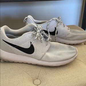 Nike Roshe Run’s